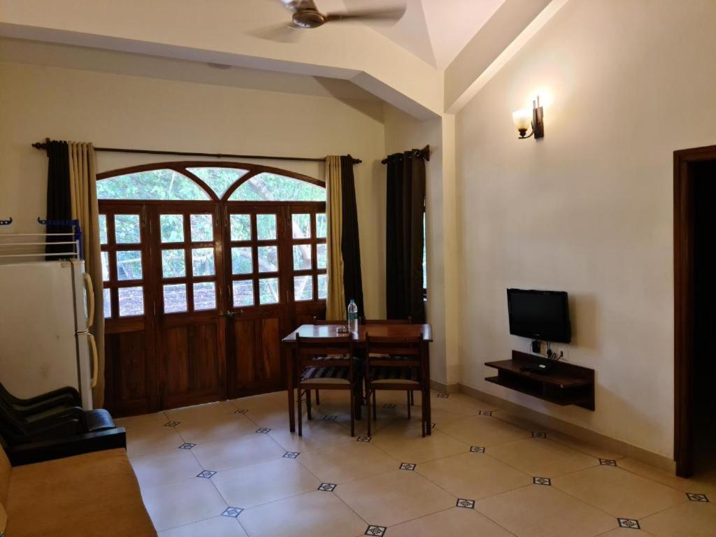 Coastal Suites Apart Hotel ---- 8 Minutes Walk To Beach Benaulim Luaran gambar